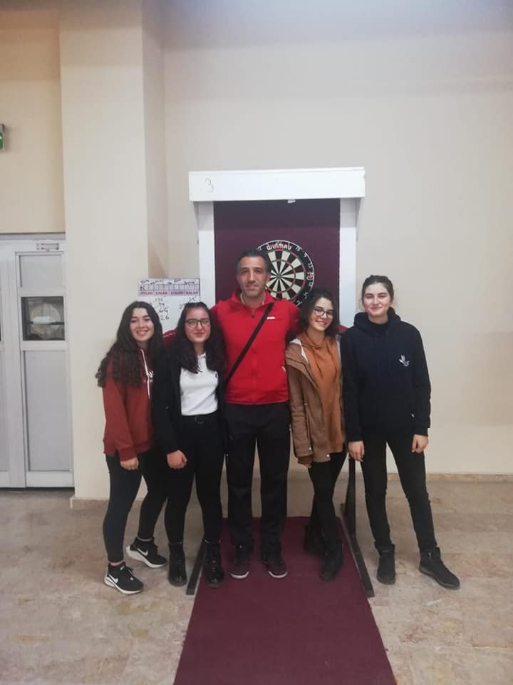 Gazi’nin sultanları dartta da birinci oldu