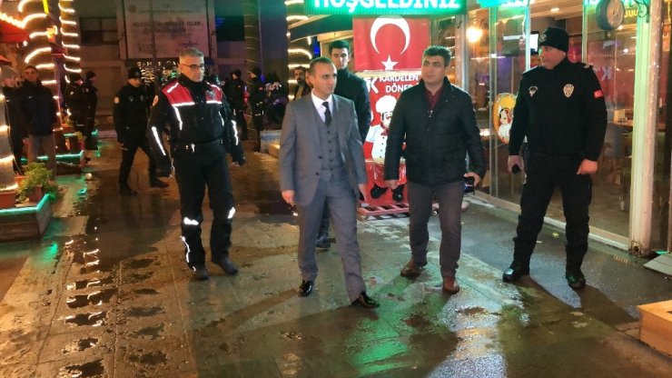 İskenderun’da yıl başı gecesi öncesi 272 litre kaçak içki ele geçirildi