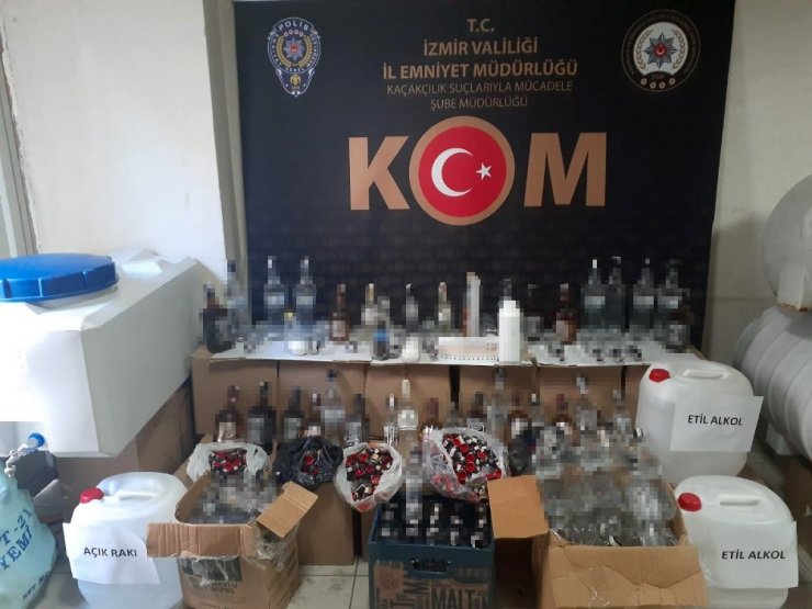 İzmir’de bin 251 litre sahte içki ele geçirildi, 7 kişi gözaltında