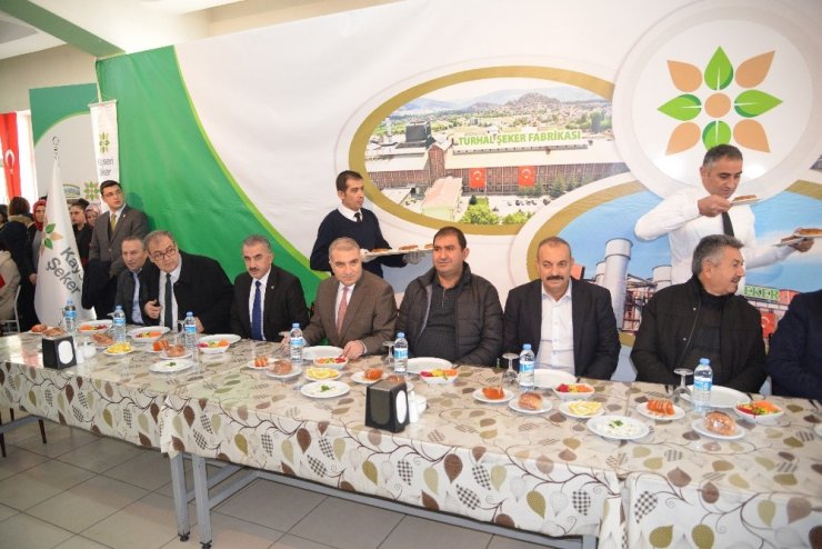 Başkan Akay, "Kayseri Şeker yasasının değiştirilemez tek maddesi, çiftçimizin ve çalışanlarımızın alacaklarının geciktirilmemesidir"