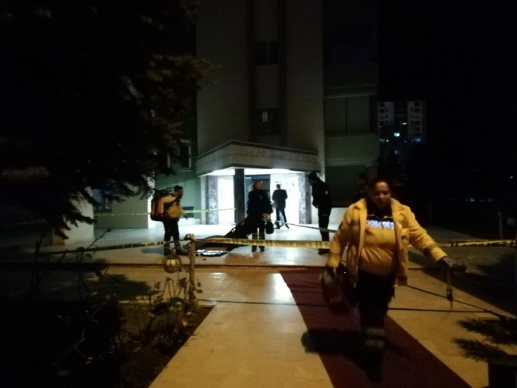 11. kattan düşen genç kadın hayatını kaybetti