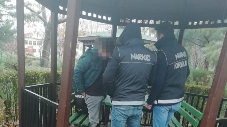 Kırıkkale’de narkotik polisinden ’sokak denetimi’