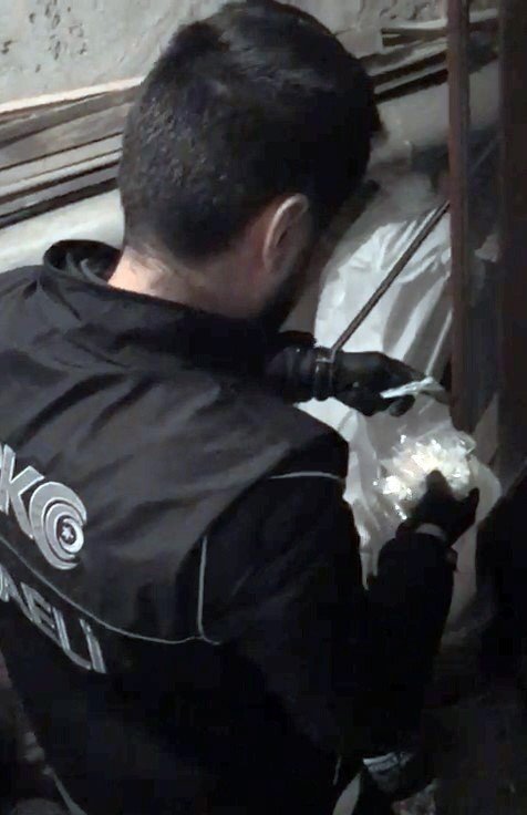Kocaeli’nde yılbaşı öncesinde torbacılara operasyon: 2 gözaltı