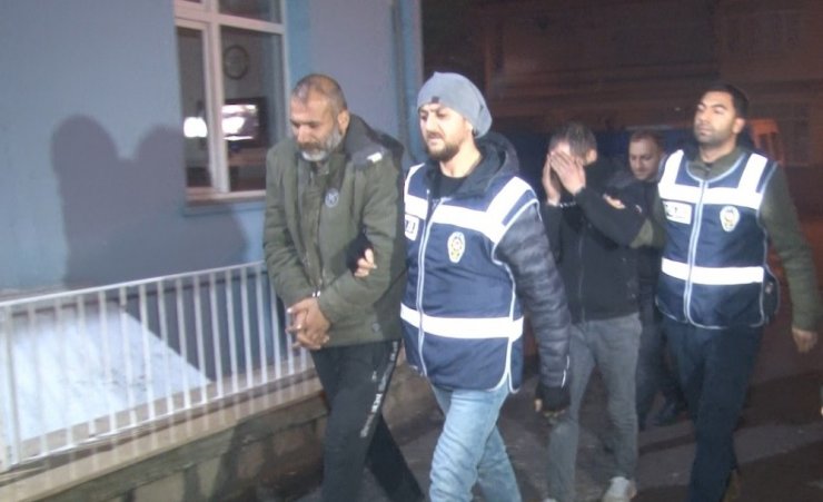 Eve giren hırsızlar yakalanınca “yatmak için” girdik dediler