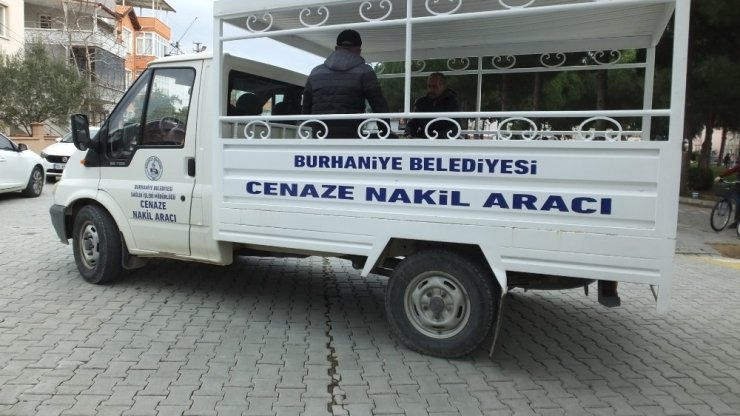 Selin gözyaşları ile son yolculuğunu uğurlandı