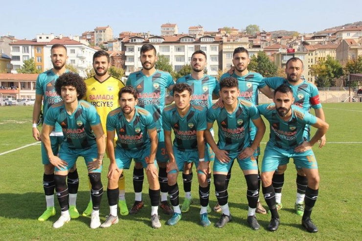 Yahyalıspor Teknik Direktörü Erkan Demirel: "2-3 oyuncu transfer edeceğiz"