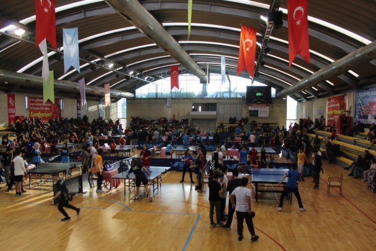 Lüleburgaz’da Trakya Masa Tenisi Turnuvası düzenlendi