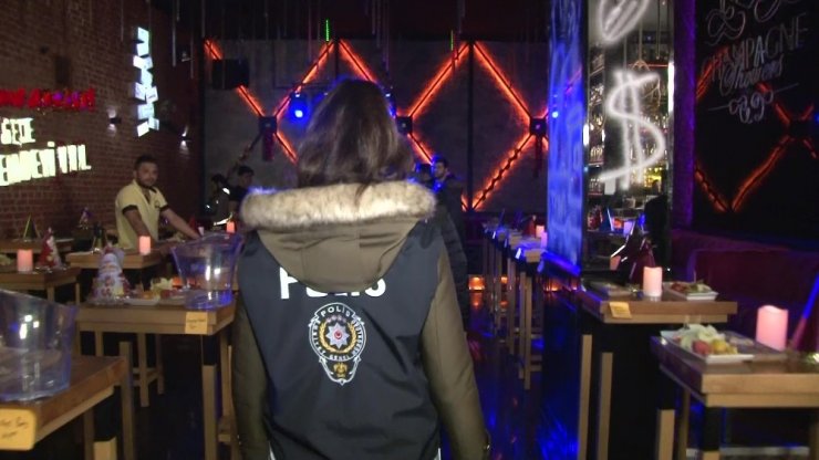 Başkent’te yılbaşı gecesi uygulama: 250 gram uyuşturucu ve 15,5 litre sahte içki yakalandı