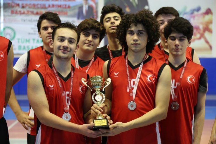 Basketbol Genç Erkek İl Birinciliği müsabakaları tamamlandı
