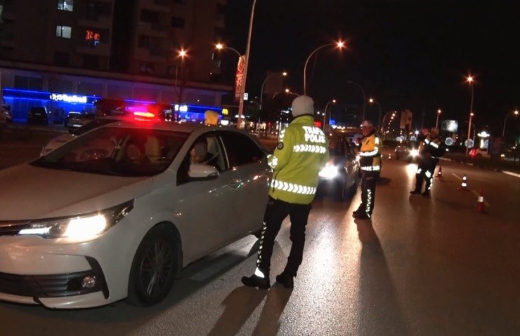 Bursa polisinin yılbaşı mesaisi