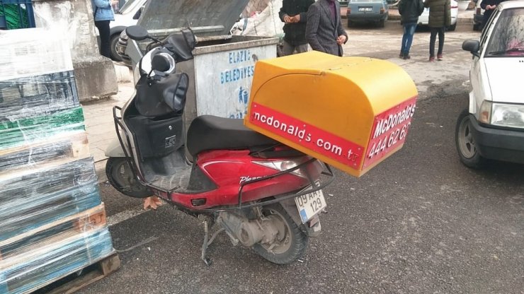 Elazığ’da motosiklet ile otomobil çarpıştı:1 yaralı