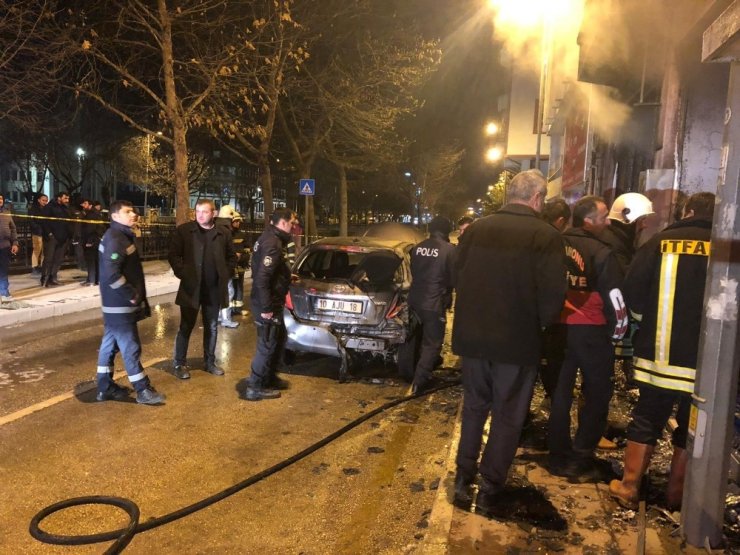 Kastamonu’da bir iş yerinde gaz sıkışması sonucu patlama meydana geldi