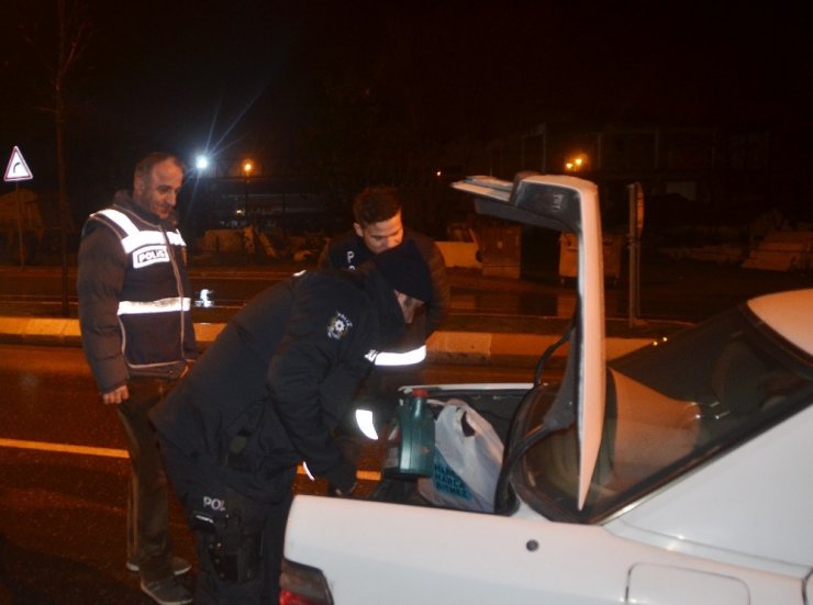Bafra polisi yılbaşında suça göz açtırmadı