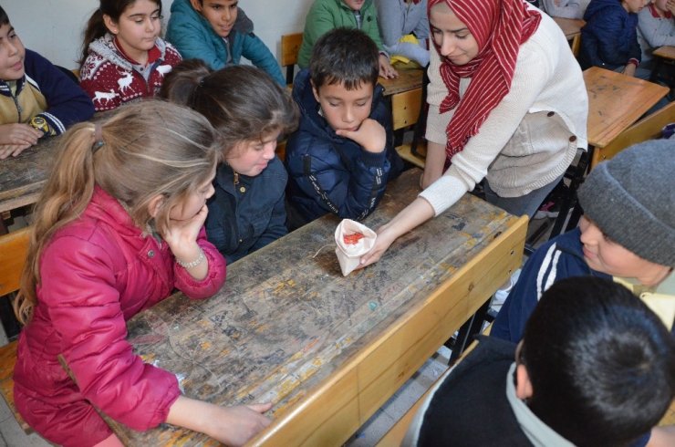 Öğrencilerle geleceğe tohum atılıyor