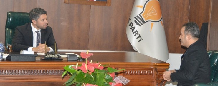 Ay’dan kamu müteahhitlerine destek