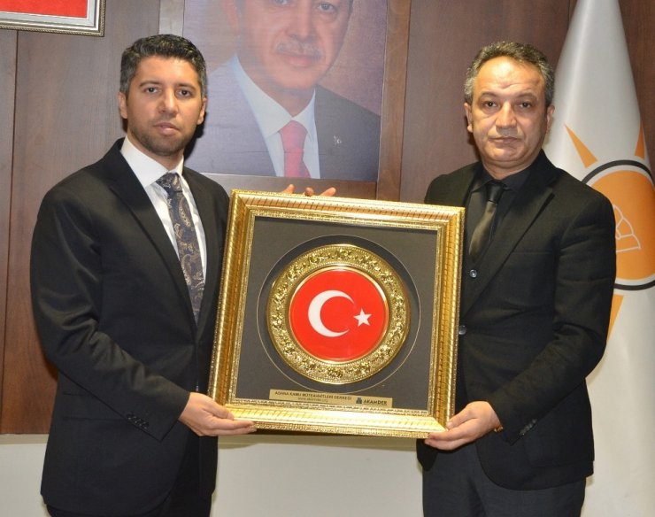 Ay’dan kamu müteahhitlerine destek