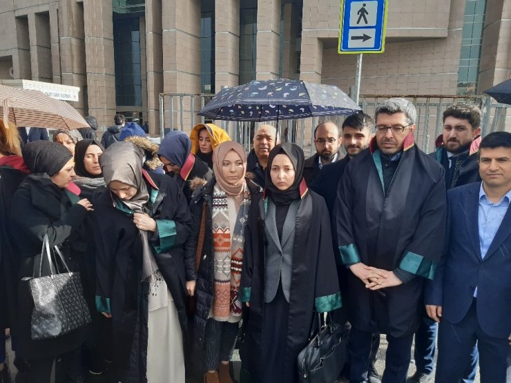 Başörtülü öğretmene saldıran sanık hakim karşısında