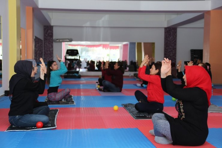 Kadın Spor Merkezi’ne yoğun ilgi