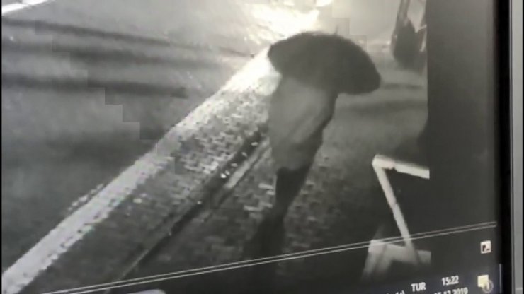 Jandarma, hırsızlık zanlısını ayakkabısındaki çizgiden yakaladı
