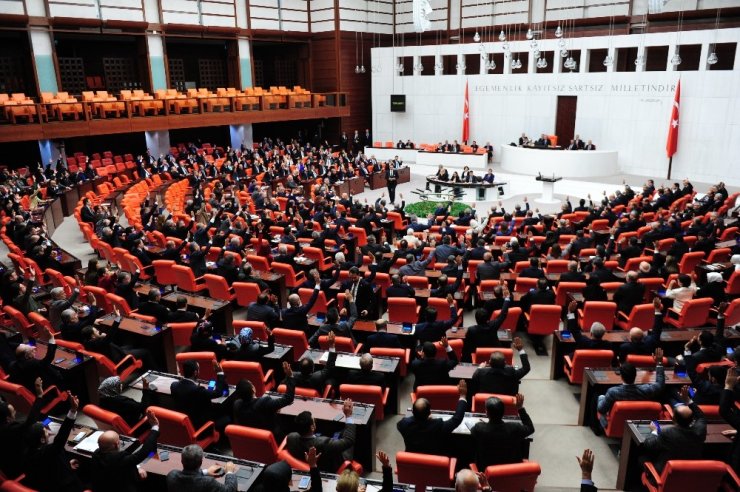 Libya tezkeresi TBMM’de kabul edildi
