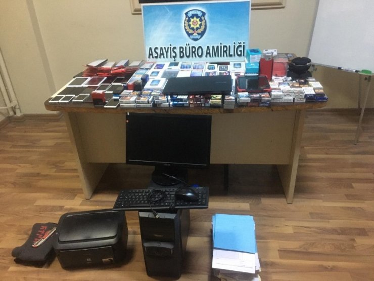 Telefon hırsızı kamerada