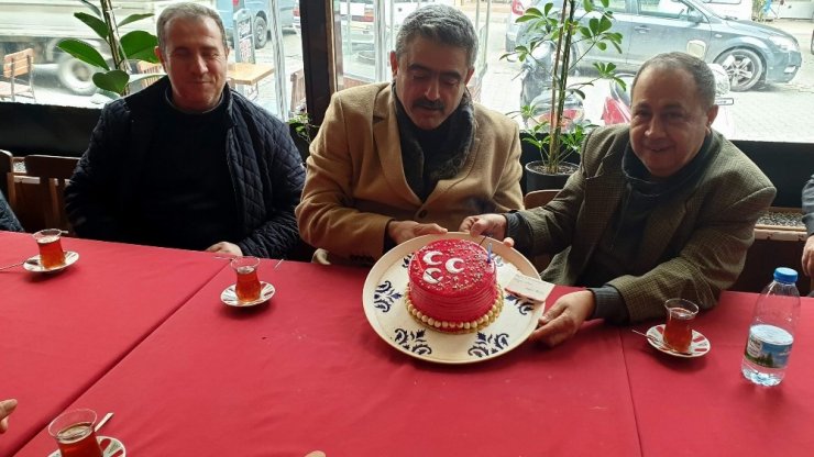 MHP Aydın İl Başkanı Alıcık’a 3 Hilalli Sürpriz