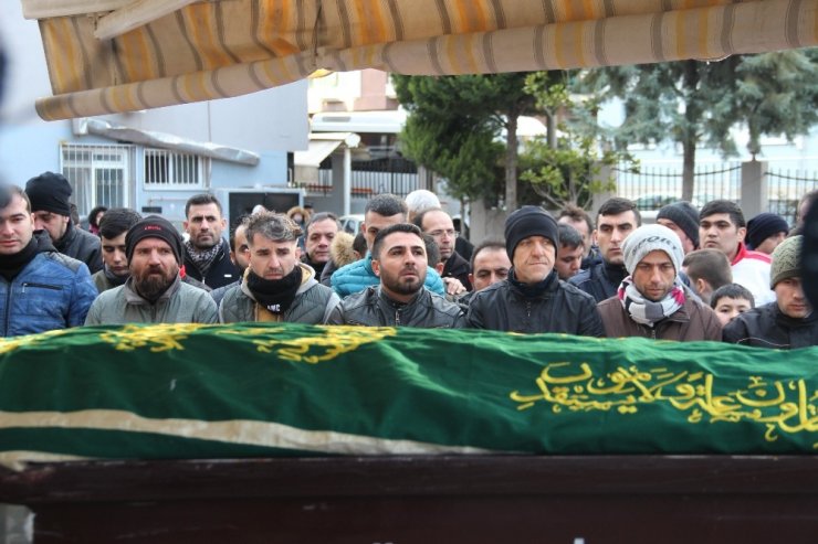 Kanlı pusuda ölenlere veda: Bir babanın en zor anı