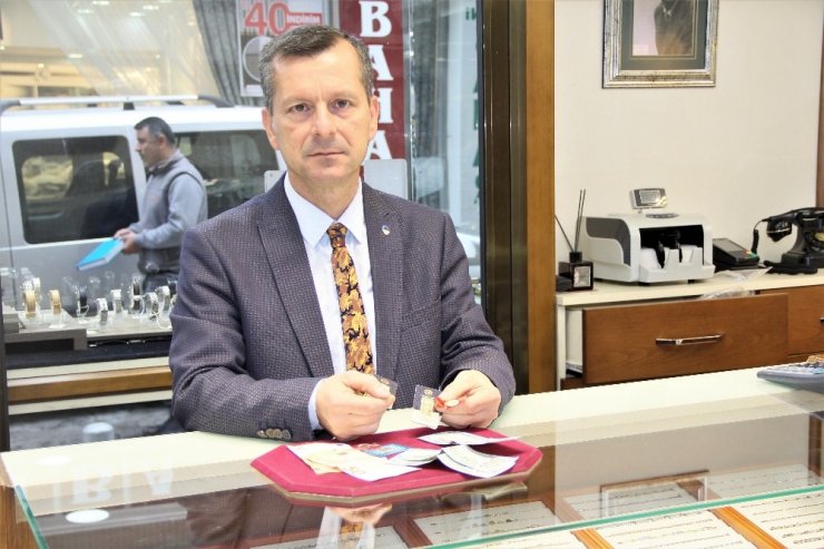 Altın euroyu üçe katladı