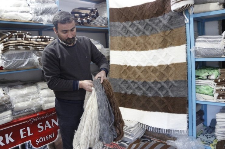 20 ülkeye Siirt battaniyesi ihraç ediliyor