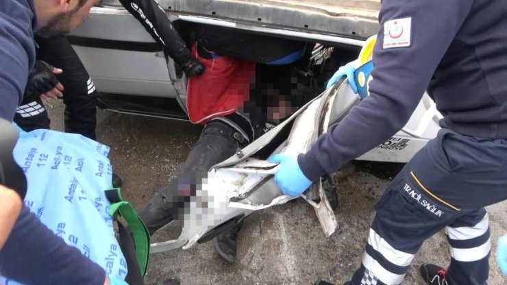 Takla atan araçta can pazarı: 3 yaralı