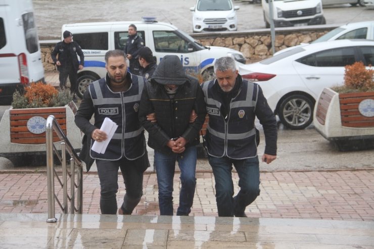 Elazığ’da bir kişiyi iş yerinde vuran şüpheli yakalandı