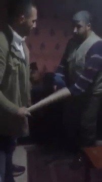 Kızları rahatsız ettikleri iddiasıyla çocukları falakaya yatırdılar