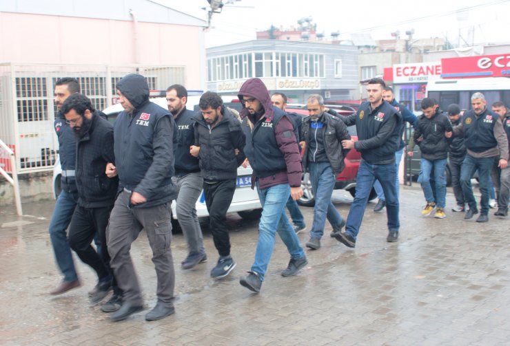 GÜNCELLEME - Osmaniye'de DEAŞ operasyonunda yakalanan 8 zanlıdan 2'si tutuklandı
