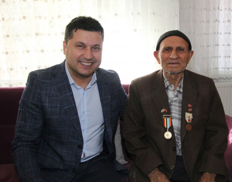 Sosyal Hizmet Merkezi Müdürü Sağlam, Kore gazisini ziyaret etti