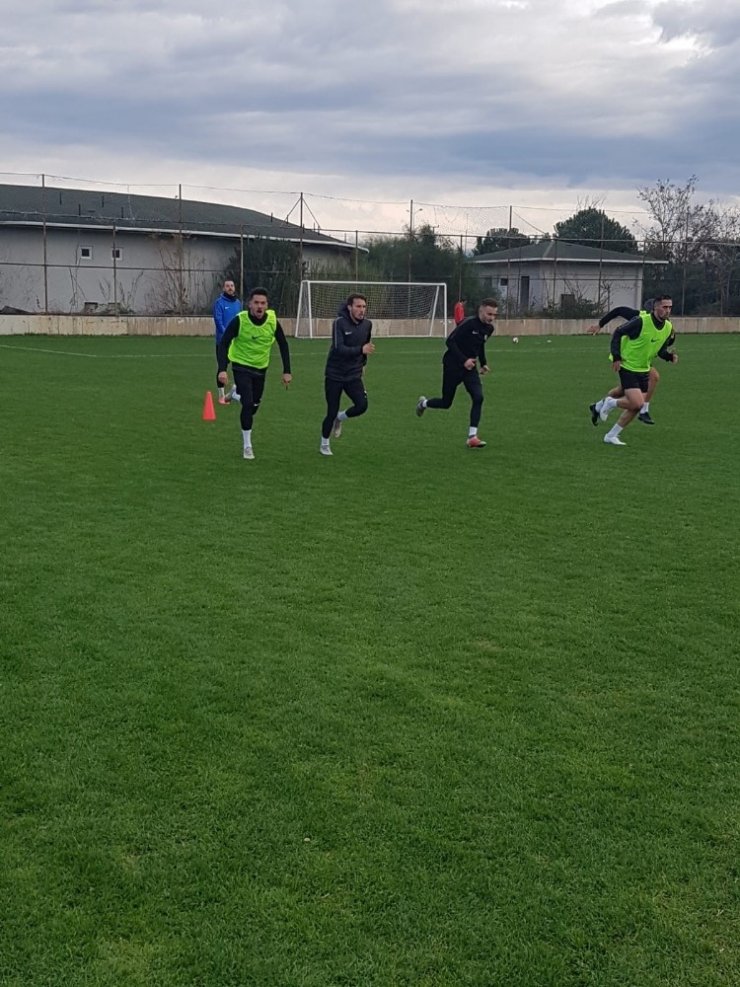 Isparta 32 Spor’un Antalya Kampı başladı