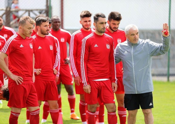 Sivasspor’un kampı yarın başlıyor