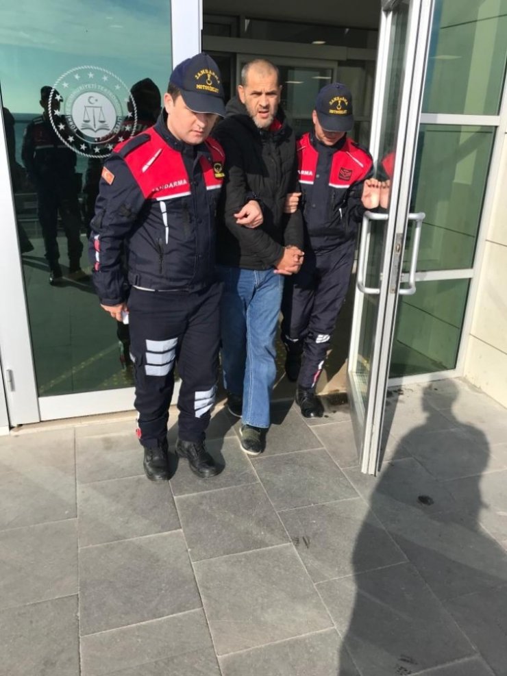 Aranan iki zanlı tutuklandı