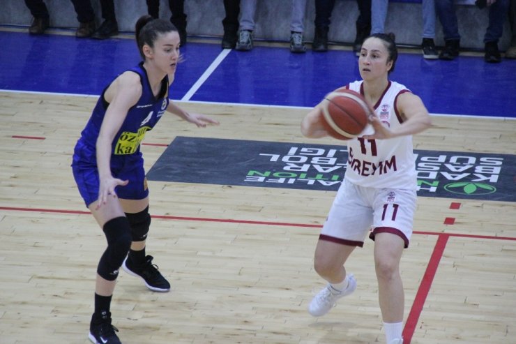 Kadınlar Basketbol Süper Ligi: Elazığ İl Özel İdare: 87 - Fenerbahçe: 84