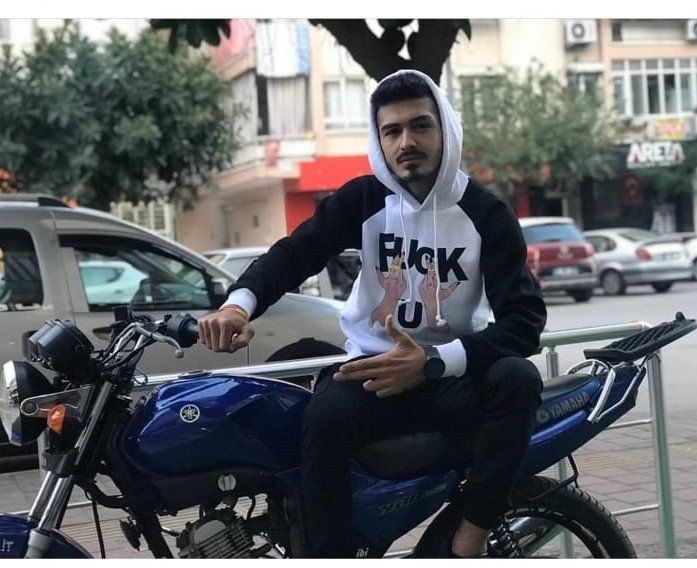 Kasksız gençlerin trafiğe kapalı alanda motosiklet kazası ölümle bitti: 2 ölü