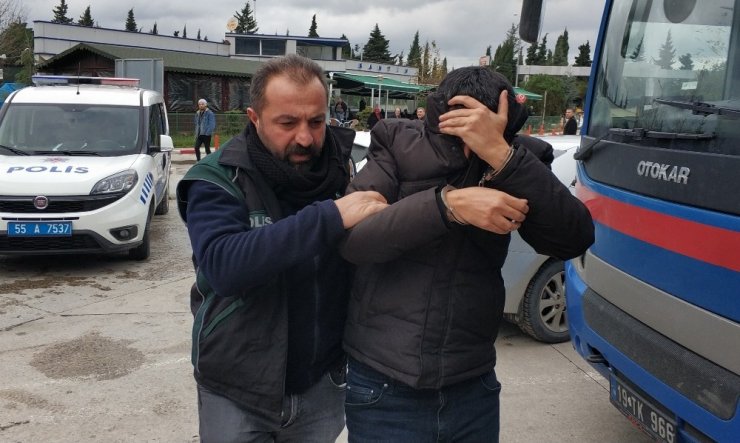 Uyuşturucu ticaretine 2 gözaltı