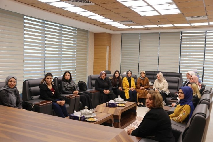 Başkan Bulut AK Partili kadınlarla bir araya geldi