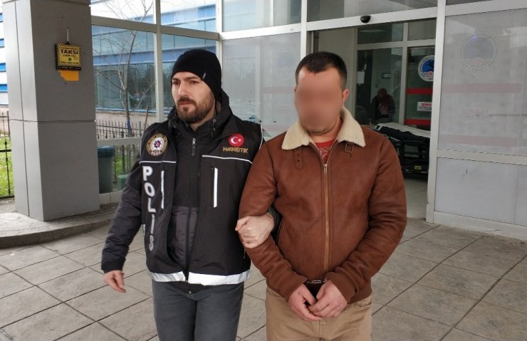 Uyuşturucu ticaretine 2 gözaltı