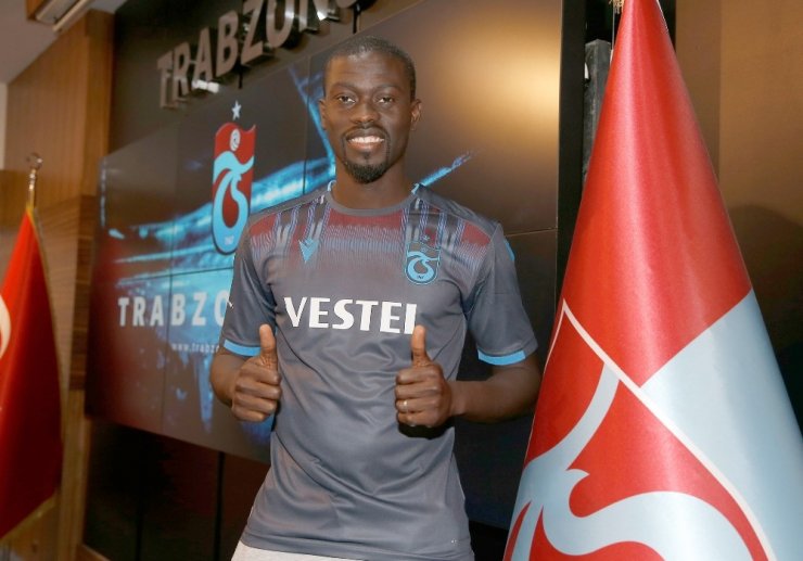 Trabzonspor, Senegalli oyuncu Ndiaye ile sözleşme imzaladı