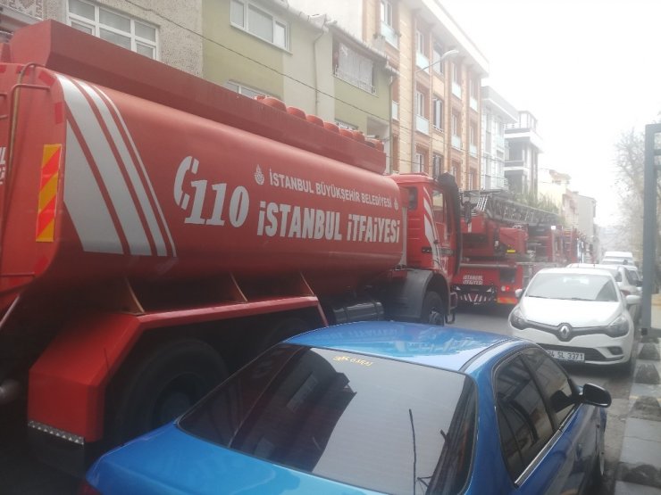 Bağcılar’da halı imalathanesinde korkutan yangın