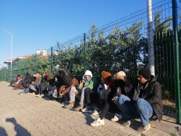 Çanakkale’de 43 kaçak göçmen yakalandı