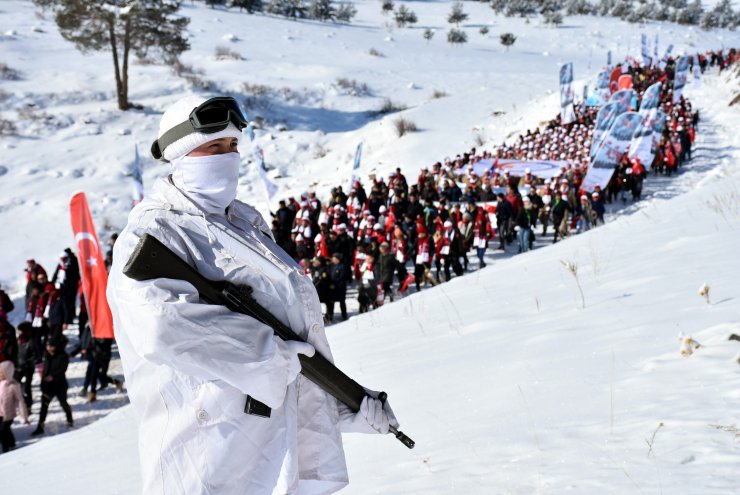 TBMM Başkanvekili Adan, Sarıkamış'ta "Türkiye Şehitleriyle Yürüyor" etkinliğinde konuştu: