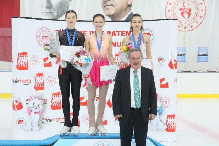 Artistik Buz Pateni’nde şampiyonlar belli oldu