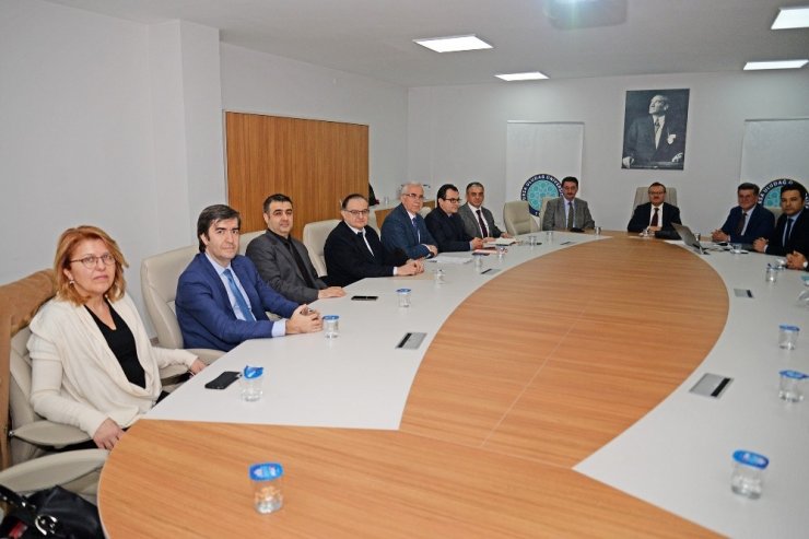 İş dünyası isteyecek, Bursa Uludağ Üniversitesi eğitecek