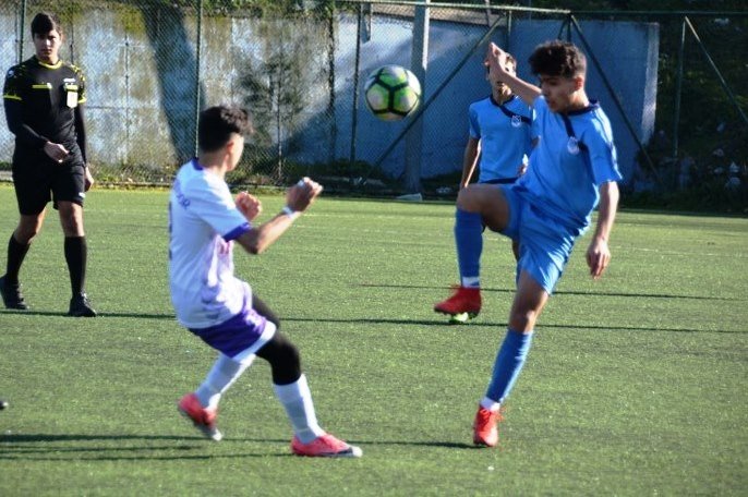 Yunusemre Belediyespor U16 takımı şampiyon oldu