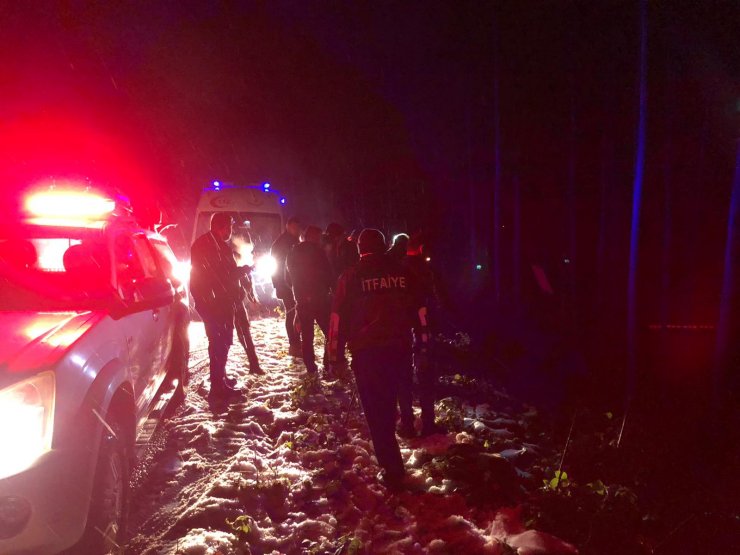 Zonguldak'ta otomobil şarampole devrildi: 1 ölü, 3 yaralı